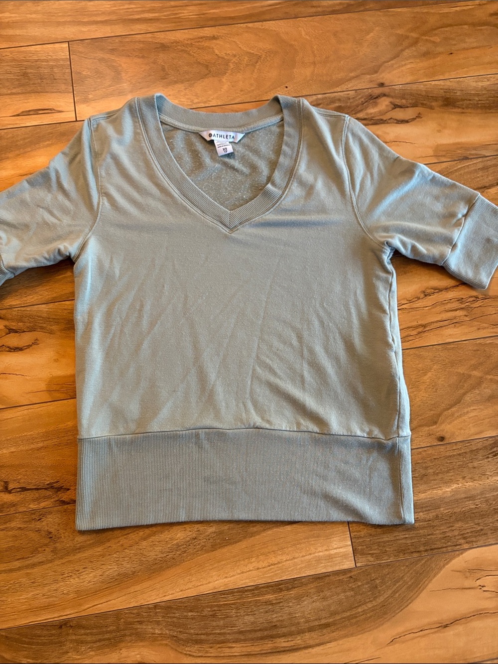 Athleta short sleeved v- neck top